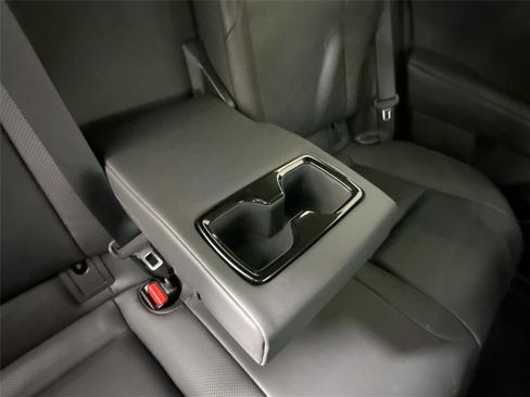 Certified 2025 Toyota Crown Signia w/ Advanced Technology Package AWD/4WD image 43