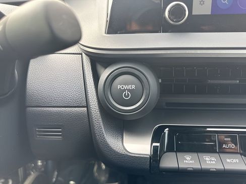 Used 2025 Toyota Prius LE image 21