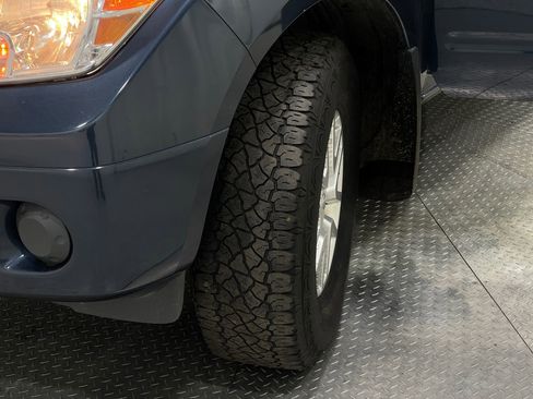 Used 2017 Nissan Frontier SV image 32