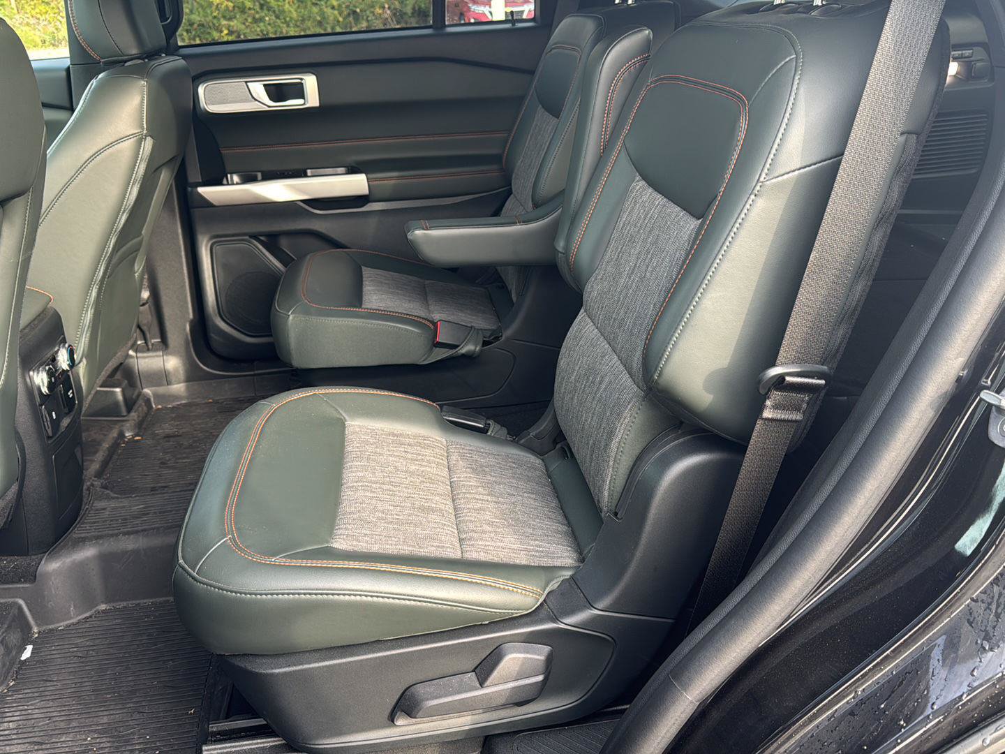 Used 2023 Ford Explorer Timberline w/ Timberline Technology Package AWD/4WD image 10