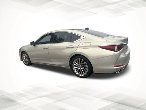 Used 2019 Lexus ES 350 Ultra Luxury w/ Accessory Package 2 image 2