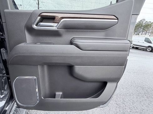 Used 2022 GMC Sierra 1500 Elevation w/ Elevation Premium Package image 31