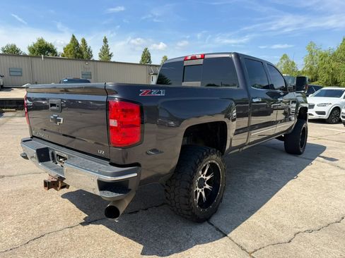 Used 2016 Chevrolet Silverado 2500 LTZ w/ Duramax Plus Package AWD/4WD image 6