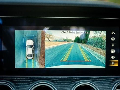 Used 2021 Mercedes-Benz E 350 Sedan w/ Premium Package image 28