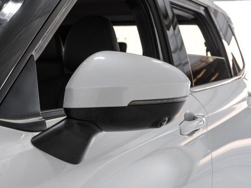 Used 2022 Mitsubishi Outlander SEL image 41