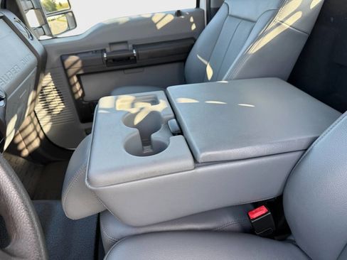 Used 2015 Ford F250 XL w/ Power Equipment Group image 15