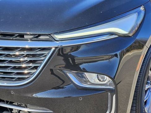 Used 2024 Buick Enclave Premium image 9