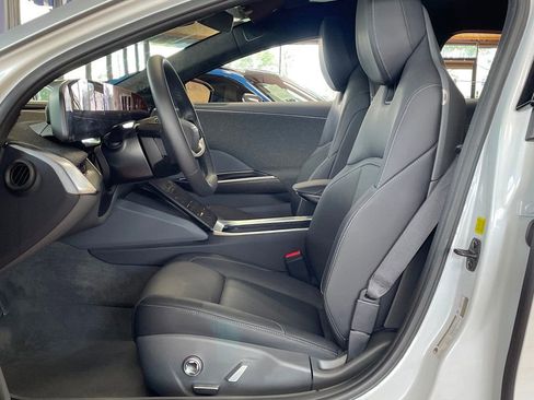 Used 2025 Lucid Air Touring AWD/4WD image 11