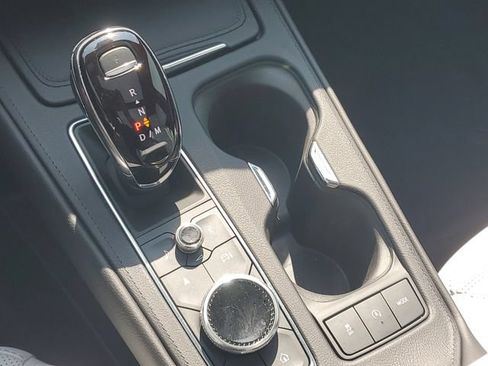 Certified 2024 Cadillac XT4 Sport FWD image 25