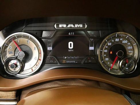 Used 2022 RAM 3500 Limited AWD/4WD image 25