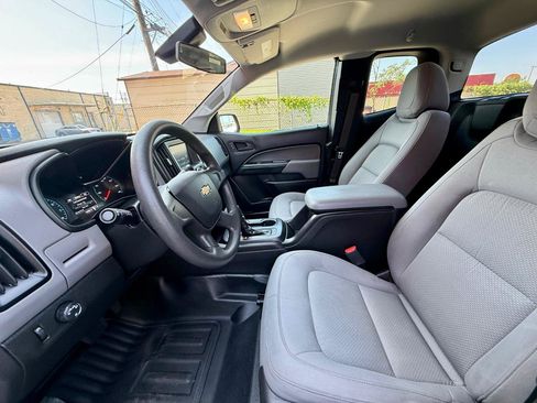 Used 2018 Chevrolet Colorado W/T RWD image 15