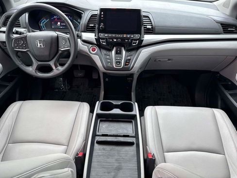 Certified 2023 Honda Odyssey EX-L image 17