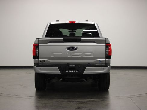 Used 2022 Ford F150 Lightning XLT AWD/4WD image 7