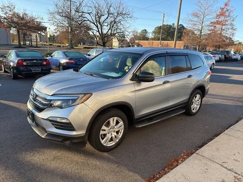 Used 2016 Honda Pilot LX image 6