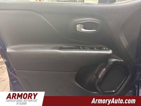 Used 2020 Jeep Renegade Altitude image 7