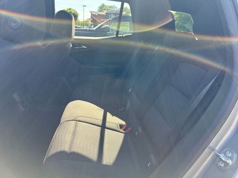 Used 2025 Chevrolet Equinox LT FWD image 27
