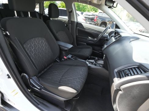 Used 2024 Mitsubishi Outlander Sport ES AWD/4WD image 34