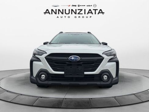 Used 2024 Subaru Outback Onyx Edition image 8