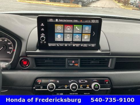 Certified 2024 Honda Pilot Touring image 36