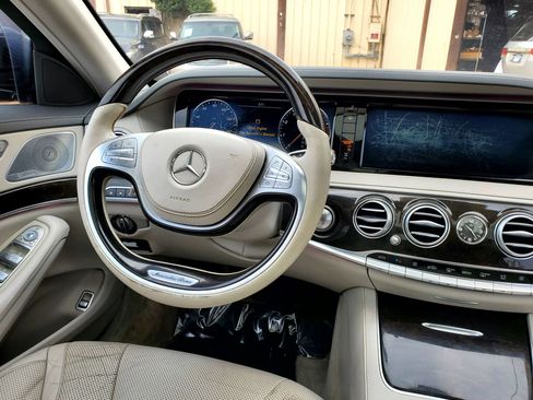 Used 2016 Mercedes-Benz S 550 4MATIC Sedan image 31