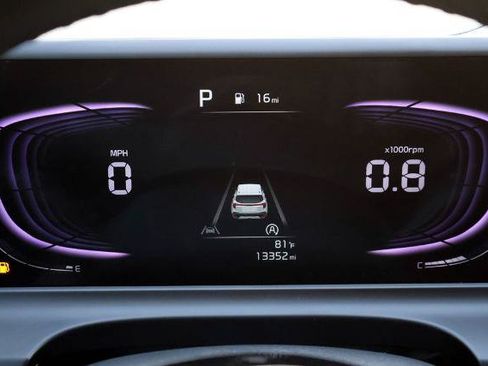 Used 2025 Kia Seltos S FWD image 24