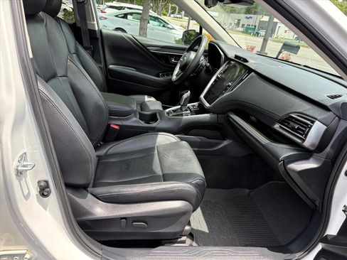 Used 2024 Subaru Outback Touring AWD/4WD image 19