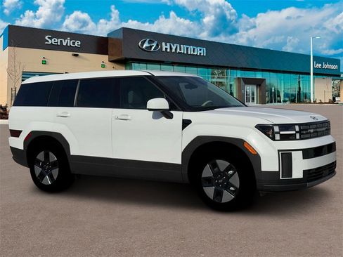 New 2026 Hyundai Santa Fe SE image 10