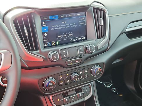 Used 2024 GMC Terrain AT4 w/ Tech Package AWD/4WD image 18