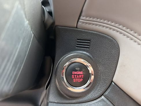 Used 2024 Subaru Outback Premium w/ Popular Package #1A image 27