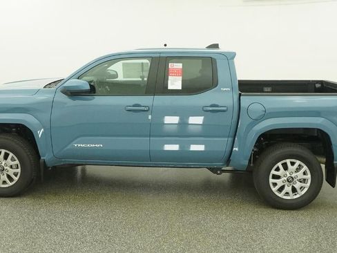 New 2026 Toyota Tacoma SR5 image 3