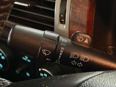 Used 2011 Chevrolet Silverado 3500 LTZ w/ LTZ Plus Package image 27