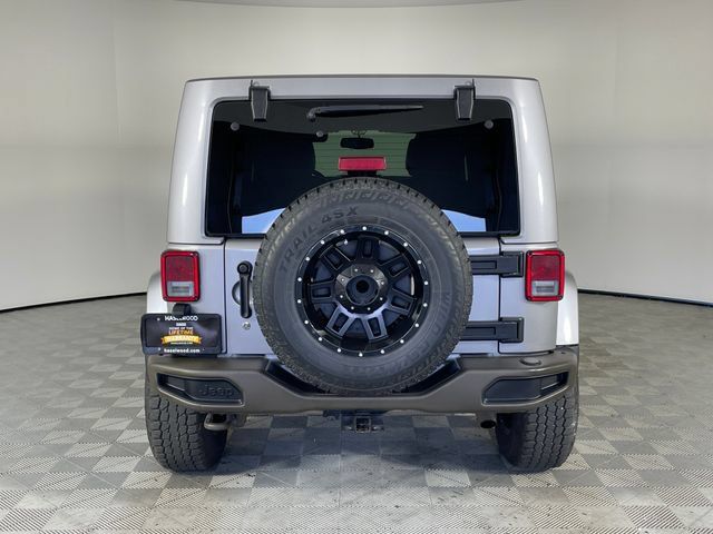 Used 2017 Jeep Wrangler Unlimited Sahara AWD/4WD image 21