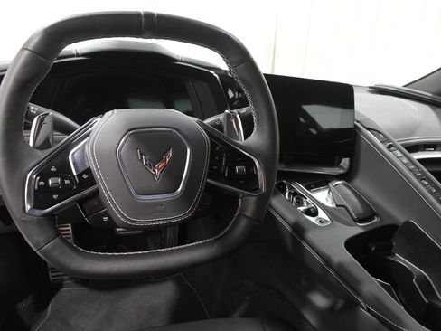 Used 2025 Chevrolet Corvette Stingray Preferred Cpe w/ 2LT image 7