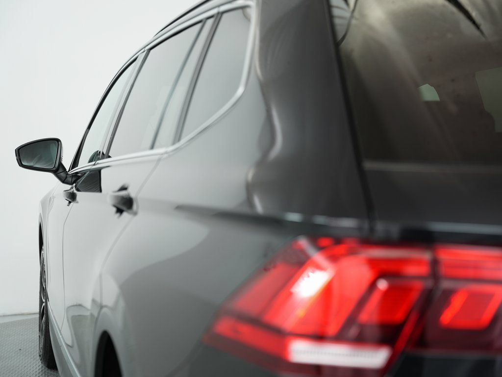 Used 2021 Volkswagen Tiguan SE w/ Panoramic Sunroof Package AWD/4WD image 64