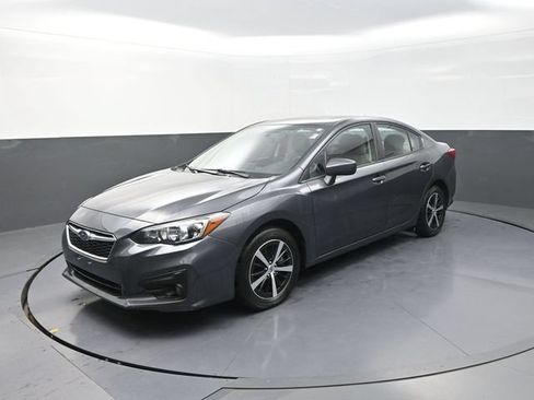 Used 2019 Subaru Impreza 2.0i Premium AWD/4WD image 3