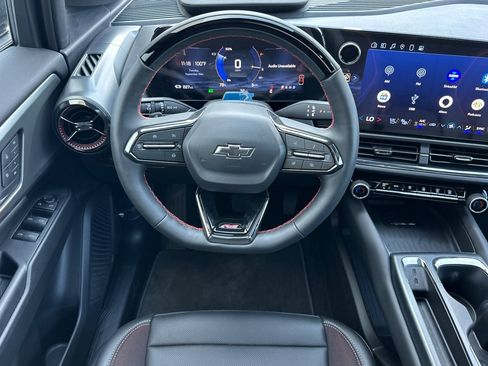 New 2025 Chevrolet Equinox EV RS image 14