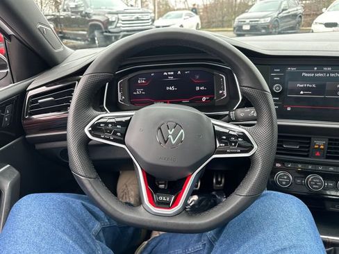 Used 2022 Volkswagen Jetta GLI Autobahn image 38