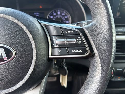 Used 2021 Kia Forte LXS image 19