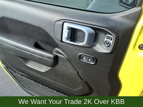 Used 2023 Jeep Wrangler Unlimited Rubicon 4xe w/ Steel Bumper Group image 34