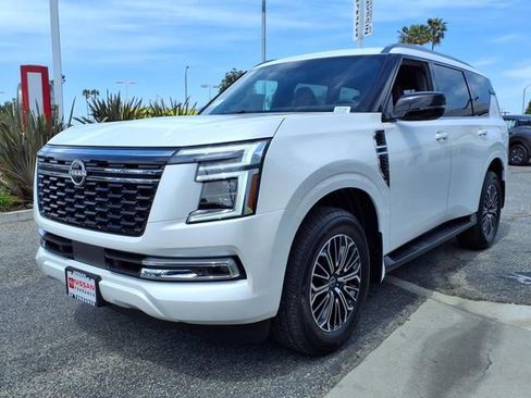 New 2025 Nissan Armada Platinum AWD/4WD image 3