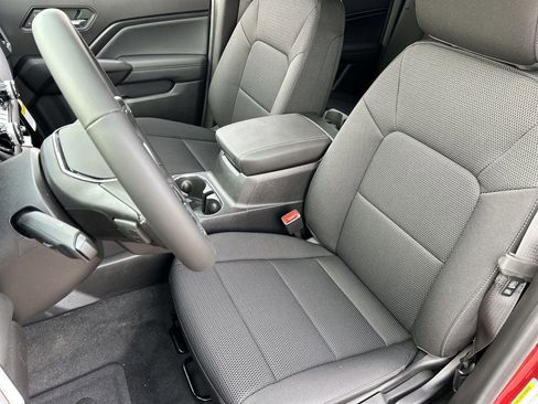 New 2026 GMC Canyon Elevation w/ Convenience Package image 19