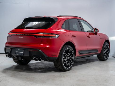 New 2026 Porsche Macan AWD/4WD image 7