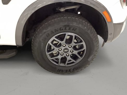 Used 2024 Ford Ranger XLT w/ Technology Package AWD/4WD image 9