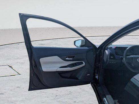 New 2026 Nissan Sentra SL w/ Floor Mat Package FWD image 6