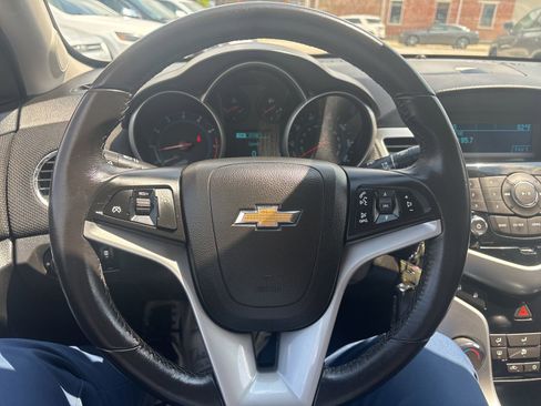 Used 2014 Chevrolet Cruze LT FWD image 25