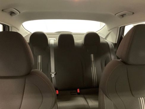 Used 2023 Hyundai Elantra SEL w/ Convenience Package image 29