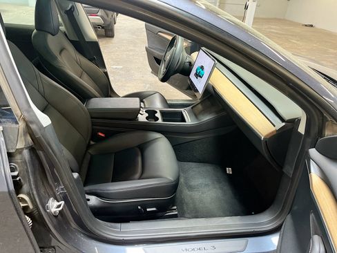 Used 2023 Tesla Model 3 Standard Range RWD image 28
