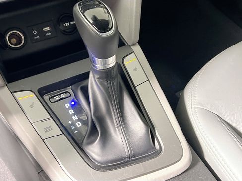 Used 2019 Hyundai Elantra Value Edition image 25