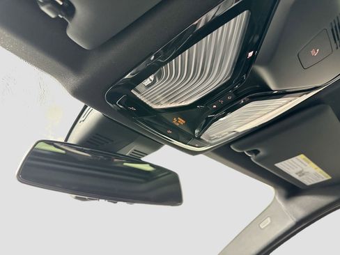 New 2026 BMW 330i Sedan w/ M Sport Package image 20