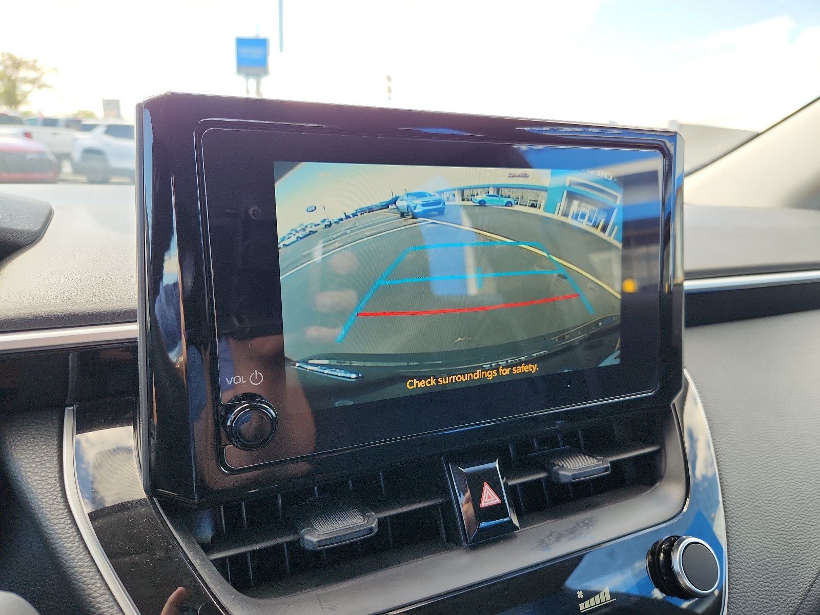 Used 2025 Toyota Corolla LE FWD image 16